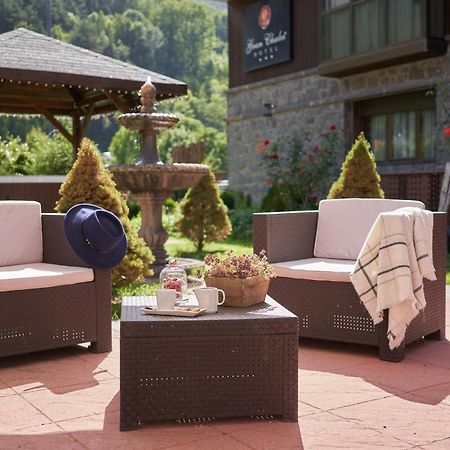 Gran Chalet Hotel & Petit Spa 비에라 외부 사진