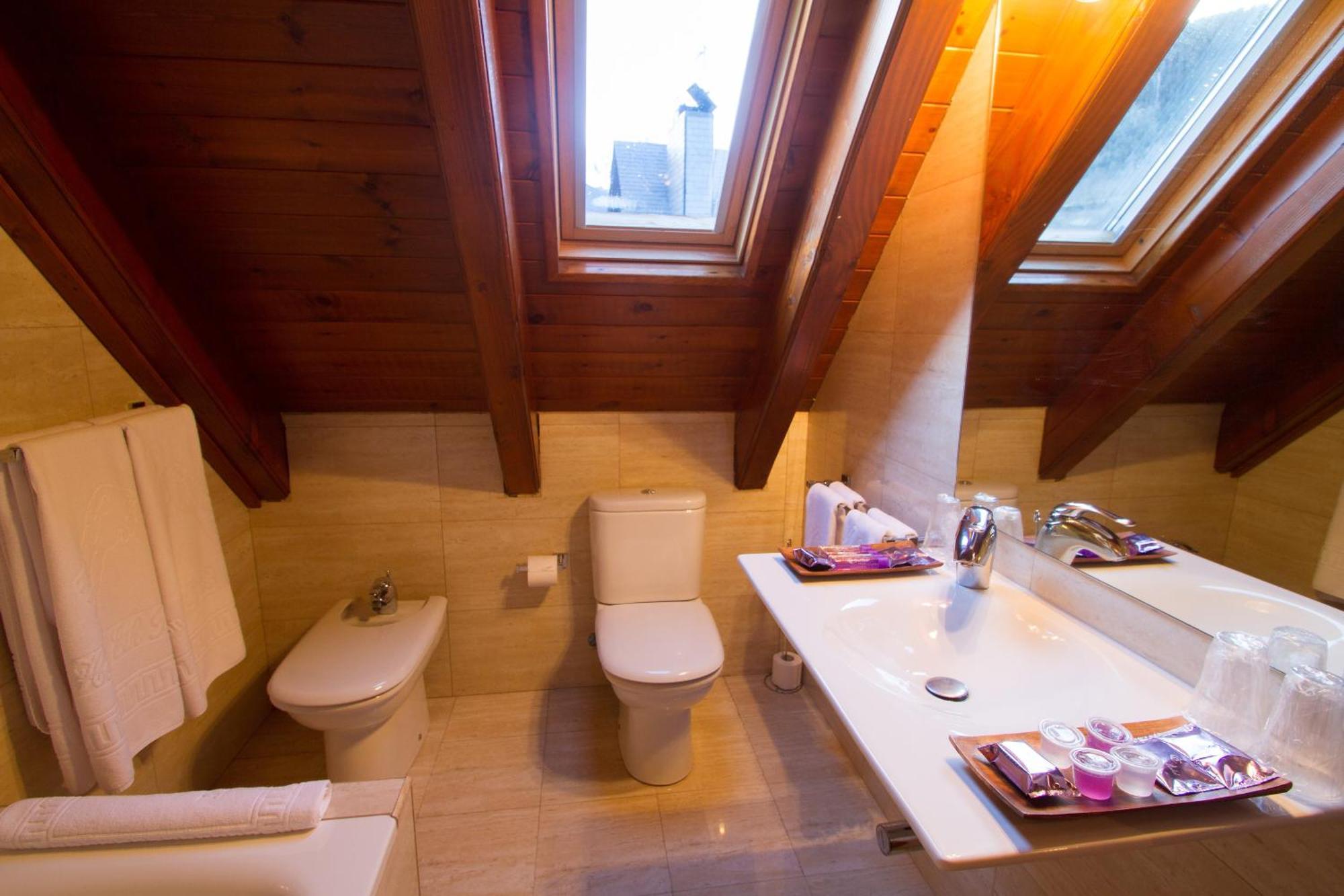 Gran Chalet Hotel & Petit Spa 비에라 외부 사진
